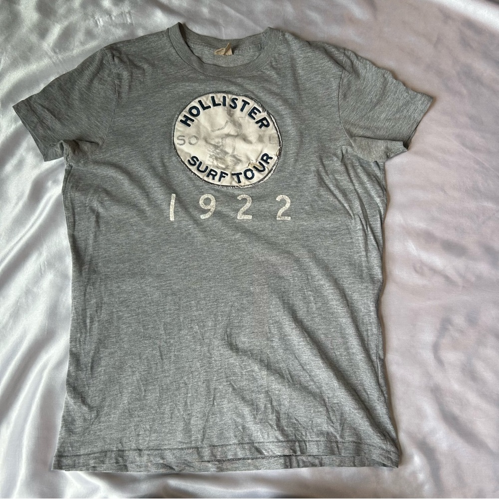 Hollister T-shirt